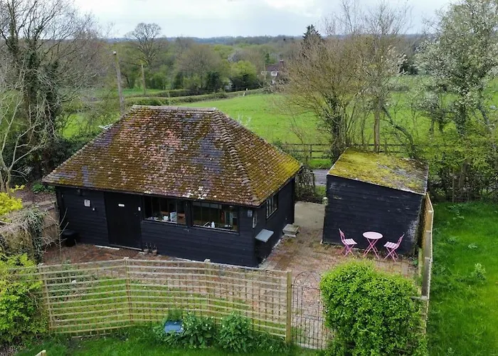 Oaktree Barn